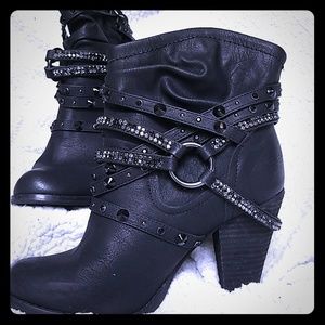 Women's Black Boots